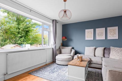 43 Binsted Way, Sheffield, S5 8NW