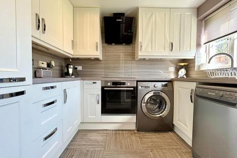 3 bedroom detached house for sale, Park Crescent, Bolton-On-Dearne, Rotherham