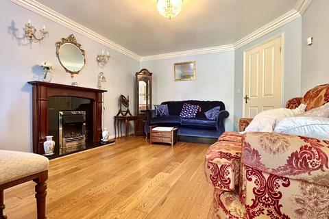 3 bedroom detached house for sale, Park Crescent, Bolton-On-Dearne, Rotherham
