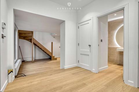 2 bedroom terraced house for sale, England W8 7SX London, GBR