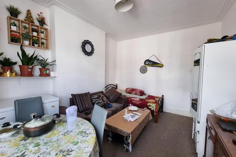 56b Colenso Road, Ilford, IG2 7AH