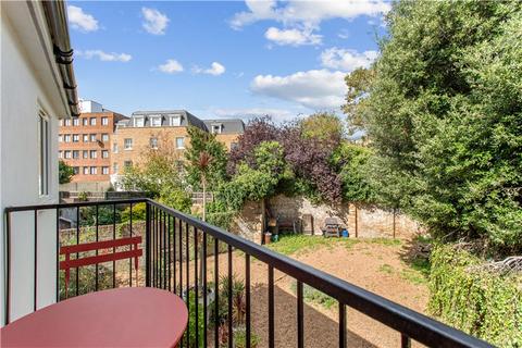 1 bedroom apartment for sale, South Island Place, London, SW9