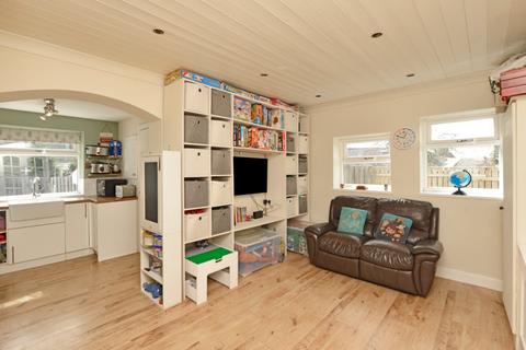 3 bedroom semi-detached house for sale, Thornacre Crescent, Wrose, Shipley, BD18