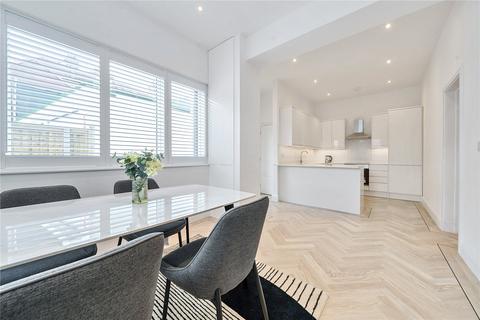 undefined, The Broadway, Mill Hill, London, NW7