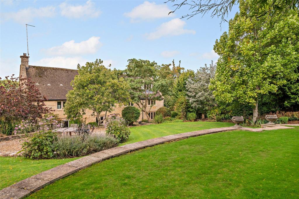 Terraced Lawns