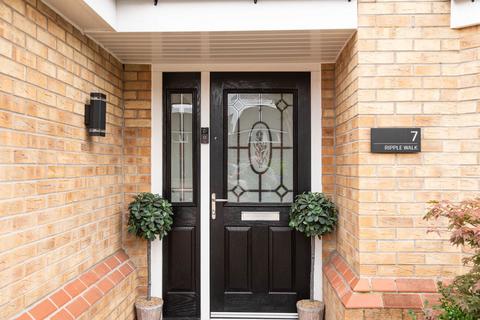 4 bedroom detached house for sale, Ripple Walk, Chesterfield S41