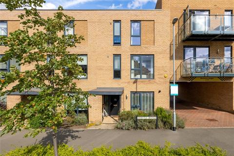 Whittle Avenue, Trumpington, Cambridge, Cambridgeshire, CB2