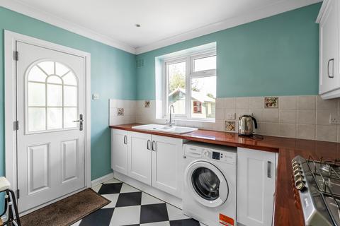 111 Oregon Square, Orpington, BR6 8BE