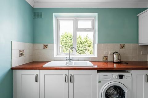 111 Oregon Square, Orpington, BR6 8BE