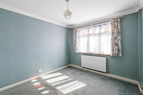 111 Oregon Square, Orpington, BR6 8BE