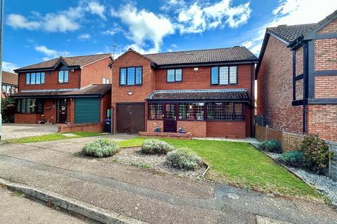 13 Hobby Close, Northampton, NN4 0RN