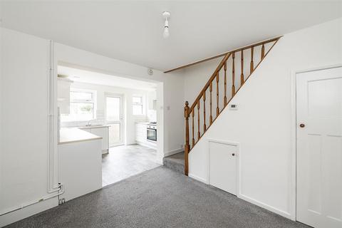 2 bedroom terraced house for sale, Cravells Road, Harpenden
