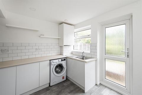 2 bedroom terraced house for sale, Cravells Road, Harpenden