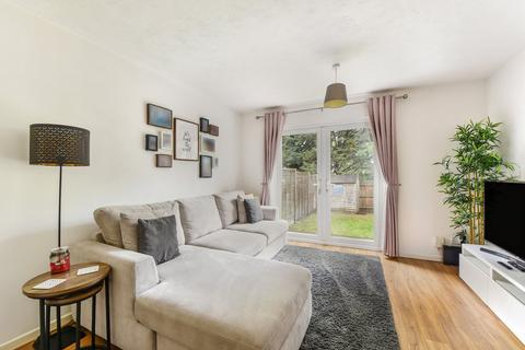 undefined, Dukes Close, Petersfield, Hampshire