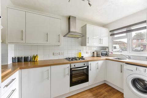 undefined, Dukes Close, Petersfield, Hampshire