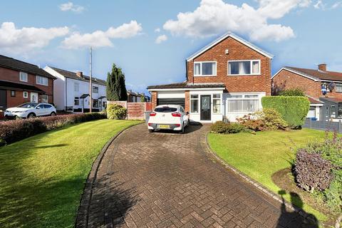 3 bedroom detached house for sale, Felton Close, Bury, BL9