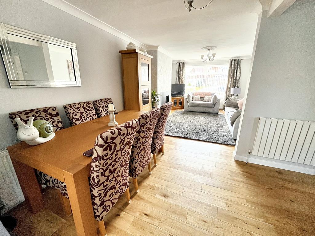 Lounge Dining Room