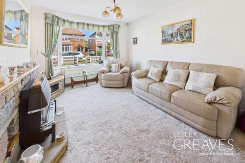 3 bedroom semi-detached house for sale, Duncroft Avenue, Gedling, Nottingham