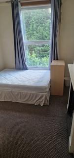 1 bedroom house to rent, Room 2, 34 Cliff Road