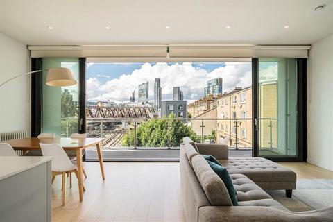 2 bedroom flat to rent, Cheshire Street, London E2