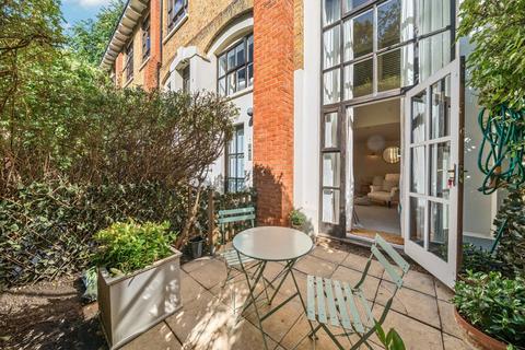 undefined, Vicarage Crescent, London, SW11