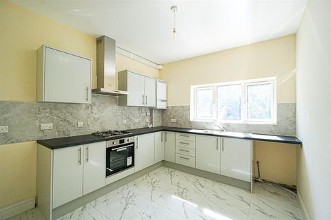 3 bedroom flat for sale, Linton Road, Hastings