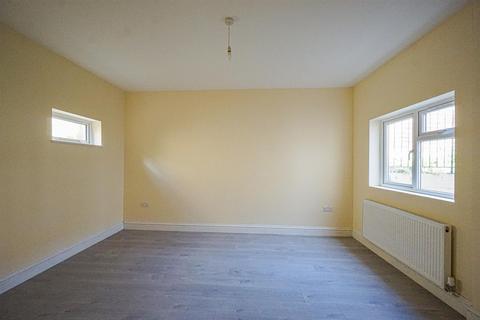 3 bedroom flat for sale, Linton Road, Hastings