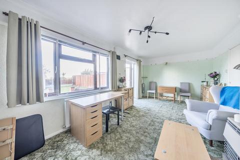 undefined, Broadleaze, Down Ampney, Cirencester, Gloucestershire, GL7