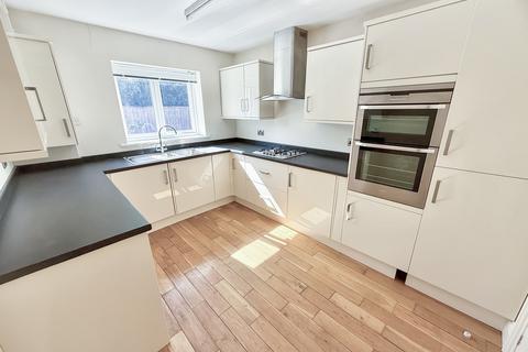 3 bedroom detached bungalow for sale, Eden Vale Road, Westbury