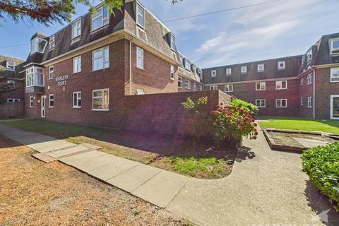 undefined, Bickleys Court, Richmond Avenue