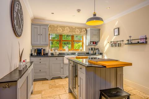 73 The Nabb, Telford, TF2 9BT