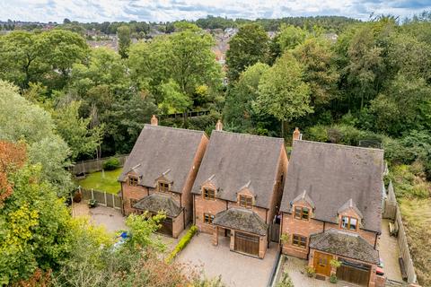 73 The Nabb, Telford, TF2 9BT