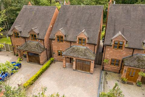 73 The Nabb, Telford, TF2 9BT