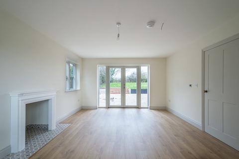 4 bedroom detached house to rent, Main Street, Newmarket CB8