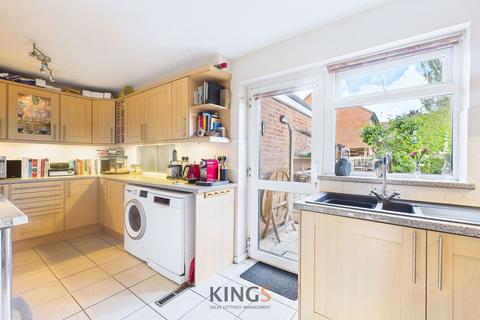 4 bedroom detached house for sale, The Paddock, Hatfield, AL10