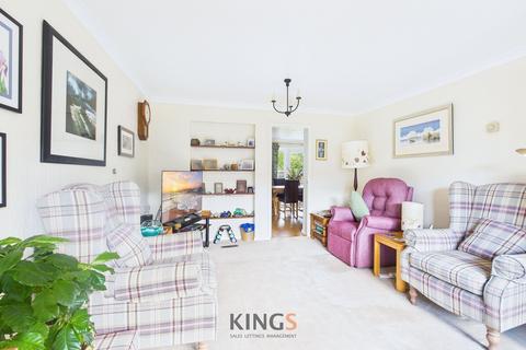 4 bedroom detached house for sale, The Paddock, Hatfield, AL10