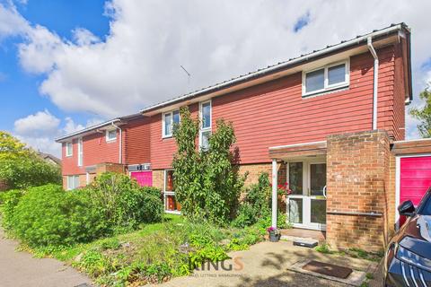4 bedroom detached house for sale, The Paddock, Hatfield, AL10
