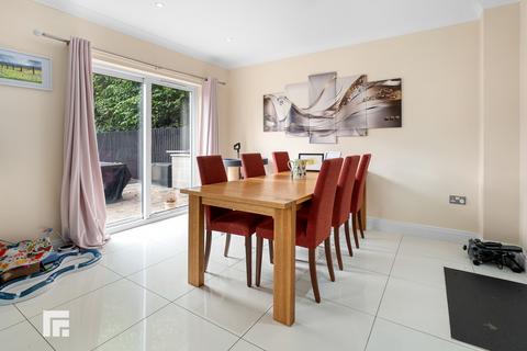 4 bedroom detached house for sale, Cambrian Drive, Marshfield