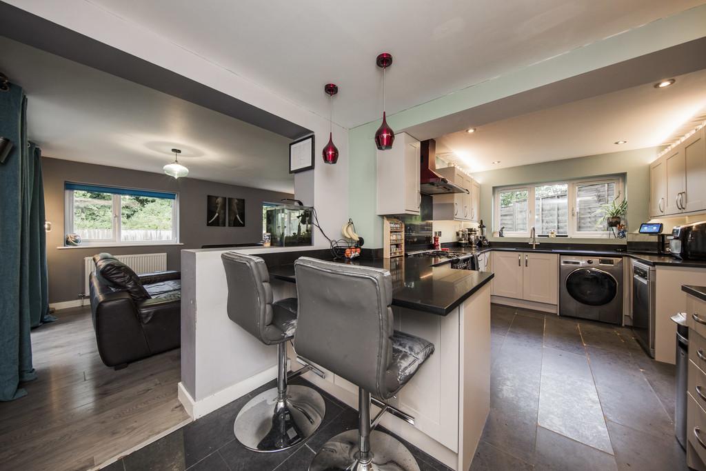 Kitchen to Lounge