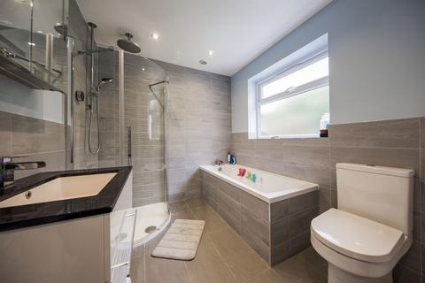 4 bedroom detached house for sale, Scarletts Close, Uckfield