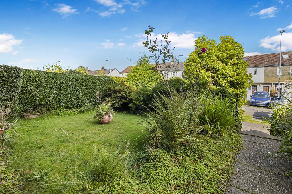 39-print-129 Churchill Drive 6