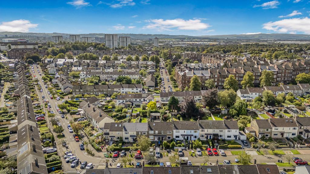 8-print-129 Churchill Drive 37