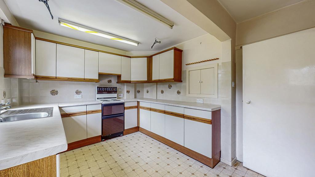 24-print-129 Churchill Drive 20