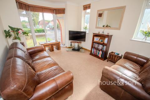 2 bedroom detached bungalow for sale, Brierley Road, Bournemouth