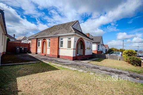 2 bedroom detached bungalow for sale, Brierley Road, Bournemouth