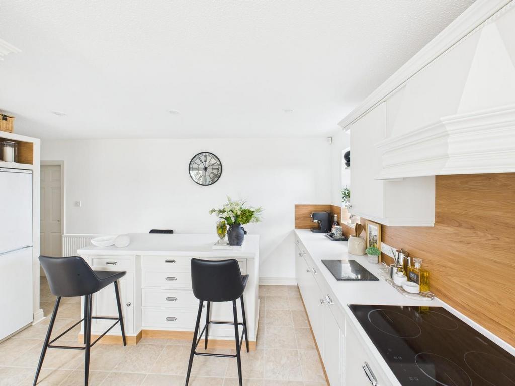 CAM04169 G0-PR0139-STILL004.jpg