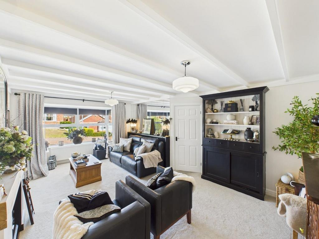 CAM04169 G0-PR0139-STILL037.jpg