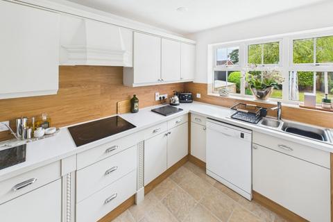 3 bedroom detached bungalow for sale, Cedar Court, Bridlington YO16