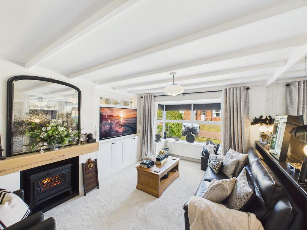 CAM04169 G0-PR0139-STILL035.jpg