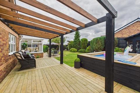 3 bedroom detached bungalow for sale, Cedar Court, Bridlington YO16